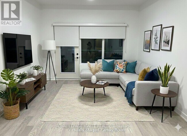 123 Maurice Dr in Oakville, ON - Building Photo - Building Photo