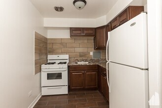 1515 W Morse Ave in Chicago, IL - Building Photo - Building Photo