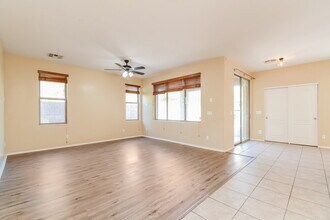 2547 E Megan St in Gilbert, AZ - Building Photo - Building Photo