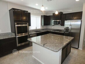 649 E Canyon Rock Rd in San Tan Valley, AZ - Foto de edificio - Building Photo