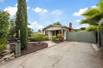 751 W 7th Ave in Escondido, CA - Building Photo - Building Photo
