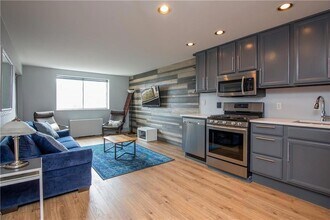 215 Piedmont Ave NE, Unit 804 in Atlanta, GA - Building Photo - Building Photo