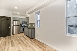 3836 W Girard Ave in Philadelphia, PA - Building Photo