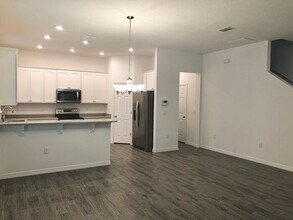 1585 Astoria Arbor Ln in Orlando, FL - Building Photo - Building Photo