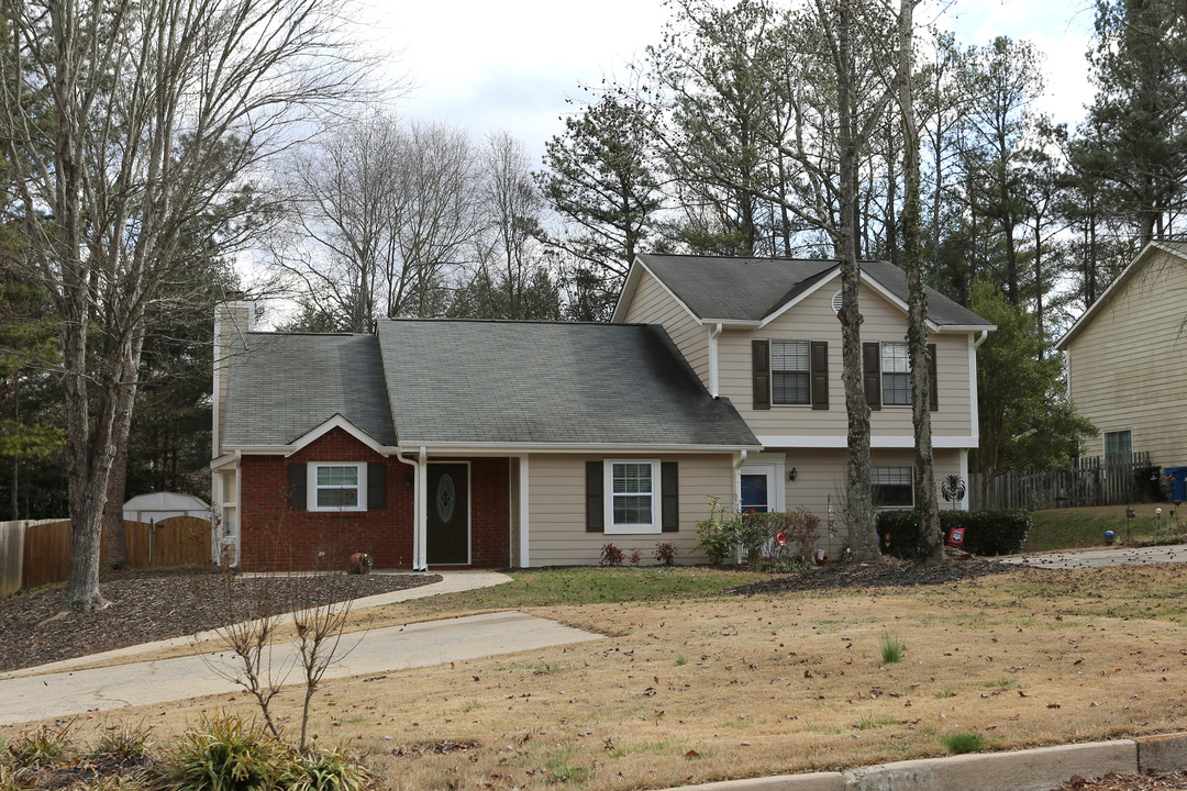 5013-5019 Village Green Way in Alpharetta, GA - Foto de edificio