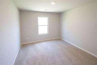 1494 Townsend Ct in Hampton, GA - Building Photo - Building Photo