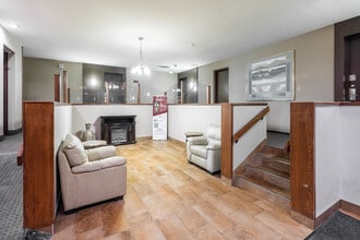 Windfields III in Ottawa, ON - Building Photo - Lobby