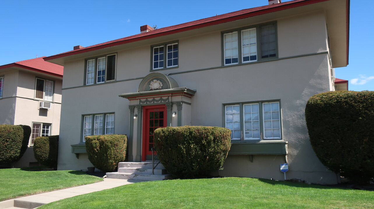 535 Yakima St, Unit D in Wenatchee, WA - Foto de edificio