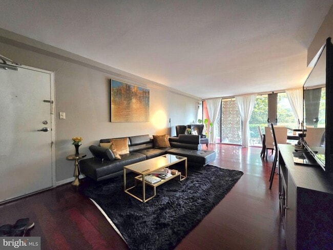 property at 16 S Van Dorn St