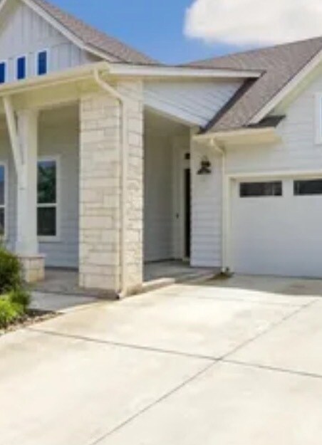 8913 Spire View in Austin, TX - Building Photo - Building Photo