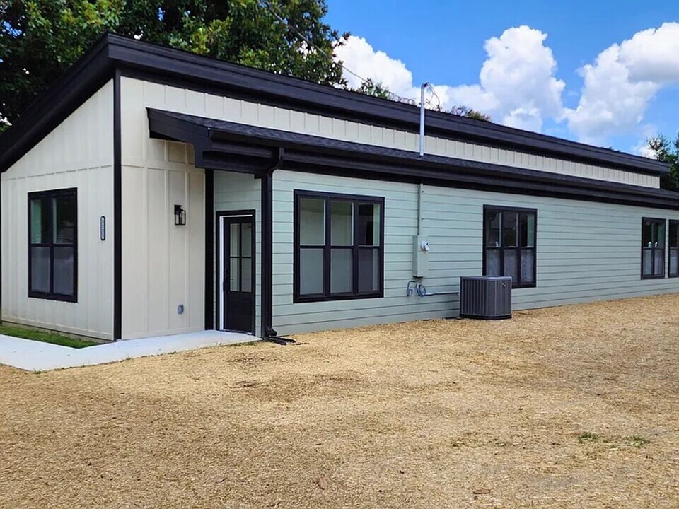 3231 Old Mill St in Pigeon Forge, TN - Building Photo