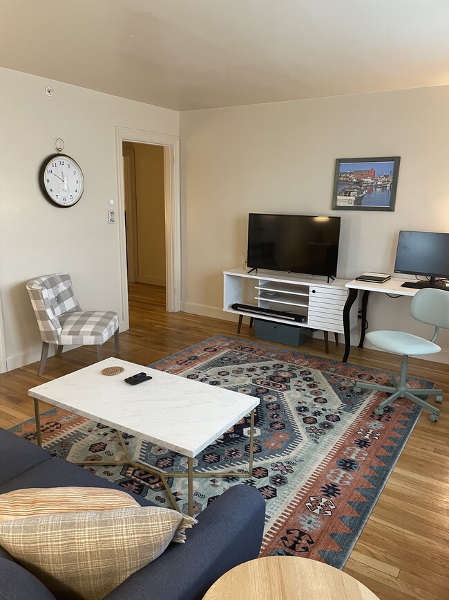 53 Nathan Rd, Unit 2