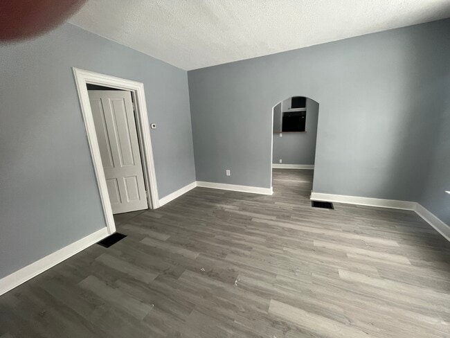 property at 715 Vine St