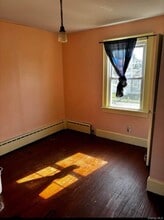 155 5th Ave in Bay Shore, NY - Building Photo - Building Photo