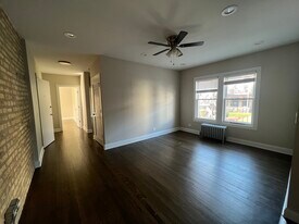 1434 W Farragut Ave, Unit 1D Apartamentos