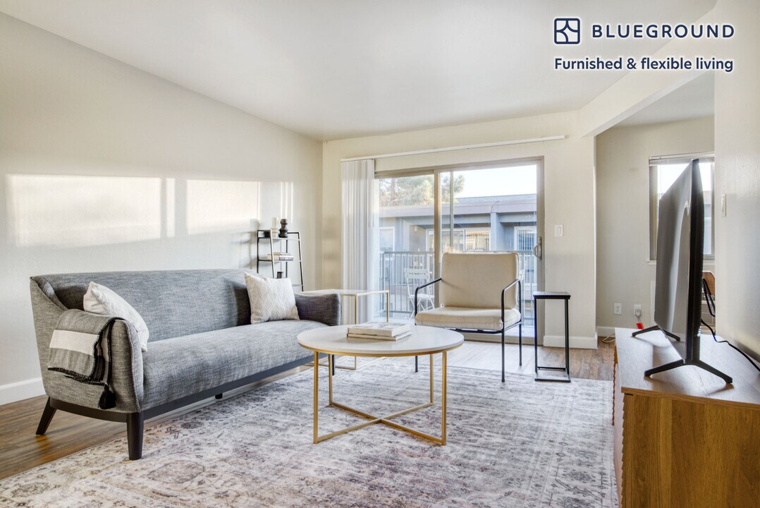 234 Escuela Ave-Unit -FL2-ID679 in Mountain View, CA - Building Photo