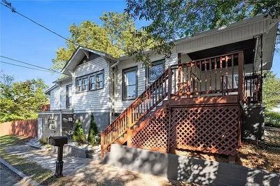 property at 264 Wellington St SW