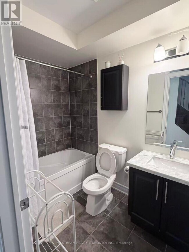 50 Hargrove Ln in Toronto, ON - Building Photo - Building Photo