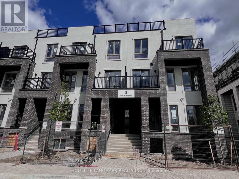 3 Bancroft Ln in Richmond Hill, ON - Building Photo
