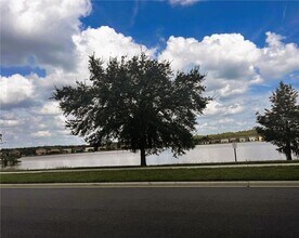 10777 Garden Lily Dr in Orlando, FL - Building Photo - Building Photo