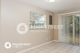 6576 4th Ln in Vero Beach, FL - Building Photo - Building Photo