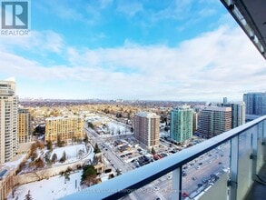 75 Canterbury Pl in Toronto, ON - Building Photo - Building Photo