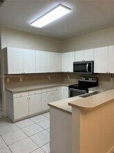10861 NW 85th Terrace in Doral, FL - Building Photo - Building Photo