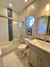 1600 Clermont Dr in Naples, FL - Building Photo - Building Photo