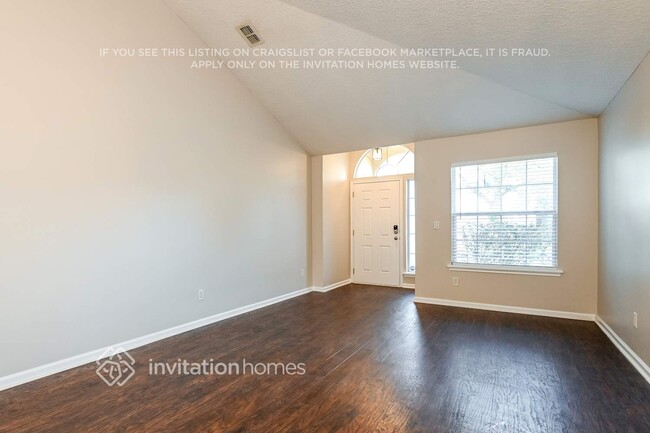 14523 Falling Waters Dr in Jacksonville, FL - Building Photo - Building Photo