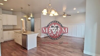 4455 Mountain Run Ln in Herriman, UT - Foto de edificio - Building Photo