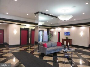 1220 Blair Mill Rd, Unit 809 in Silver Spring, MD - Building Photo - Building Photo