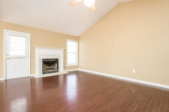 1016 Fishback Way in Sugar Hill, GA - Building Photo - Building Photo