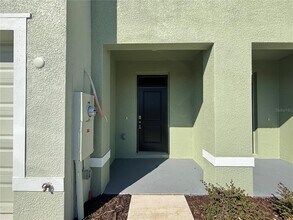 17481 Spanish Oak Lp in Land O Lakes, FL - Building Photo - Building Photo