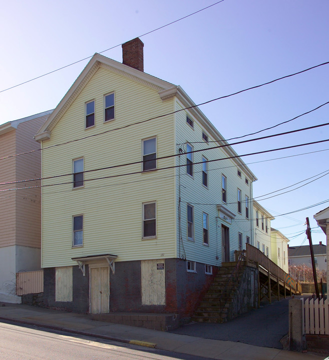 131 Canal St in Fall River, MA - Building Photo