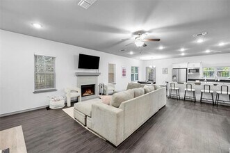 8705 Tudor Pl in Dallas, TX - Building Photo - Building Photo