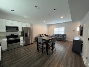 311 McMinnville Hwy, Unit 02307 in Woodbury, TN - Foto de edificio - Building Photo