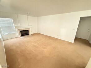 3411 Classic Bay Ln in Las Vegas, NV - Building Photo - Building Photo