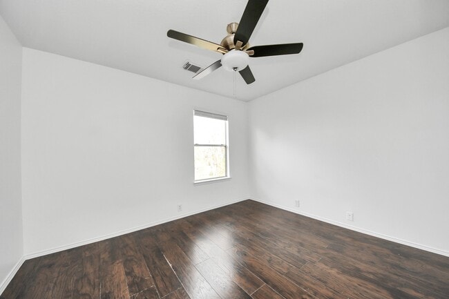 property at 21218 Somerset Park Ln