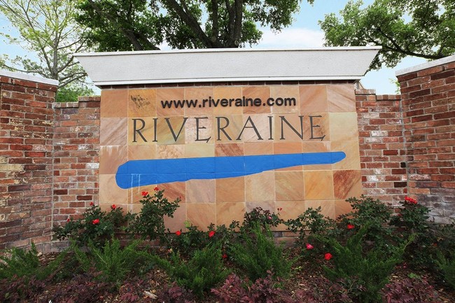 Riveraine Apartments