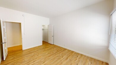 335 PALM in Beverly Hills, CA - Foto de edificio - Interior Photo
