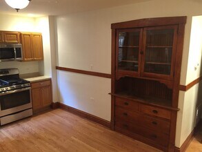 2914 W Logan Blvd, Unit G in Chicago, IL - Building Photo - Building Photo