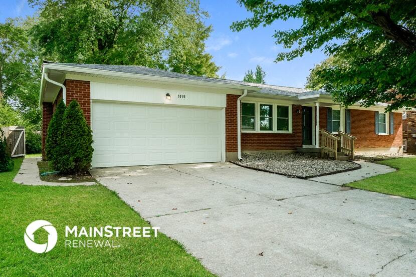 9909 Lakewood Dr in Louisville, KY - Building Photo