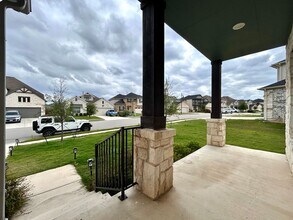 208 Azalea Spgs Rd in Liberty Hill, TX - Building Photo - Building Photo