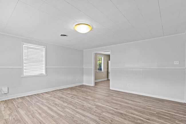 404 Pine St in New Bern, NC - Building Photo - Building Photo