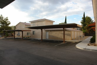 6761 Holmby Ave in Las Vegas, NV - Building Photo - Building Photo