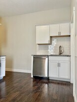 576 N 400 W in Salt Lake City, UT - Building Photo