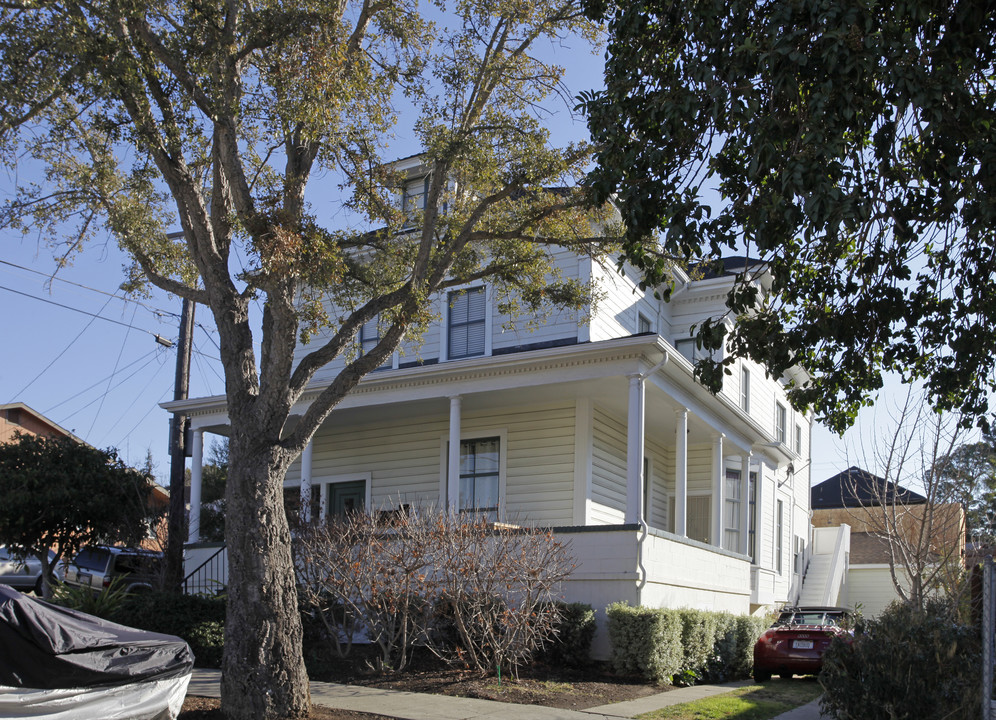 3084 22nd Ave in Oakland, CA - Building Photo