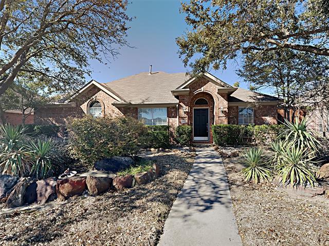 8401 Greenfield Dr in Frisco, TX - Building Photo