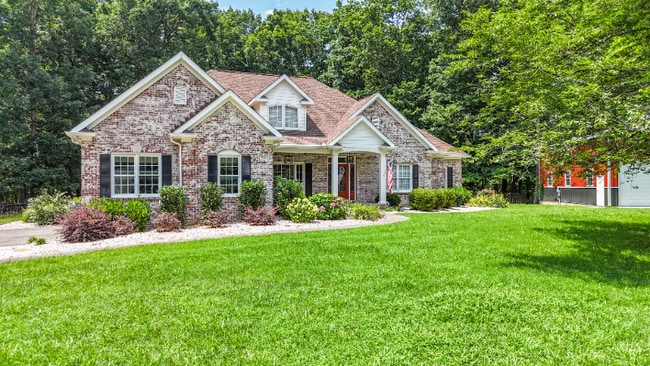 property at 5912 Shelby Ln