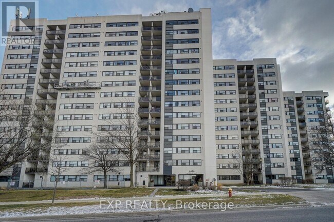 property at 2900-2900 Battleford Rd